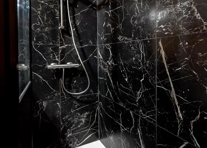 Апартаменты L Antre Ensoleillee Du Minotaure, Parking